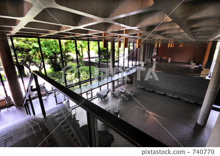 熊本縣立美術館 740770