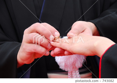 wedding ring wedding ring 743082