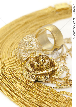 購買貴金屬 746073