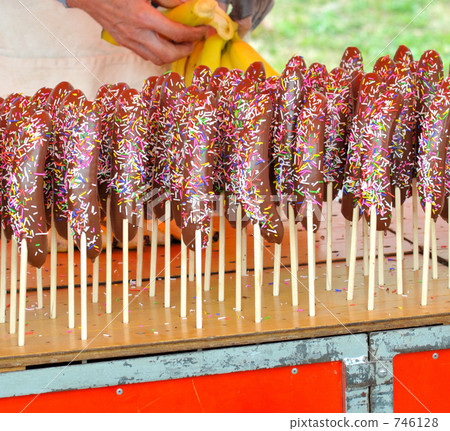 多彩的花式巧克力香蕉 多彩的花式巧克力香蕉 746128