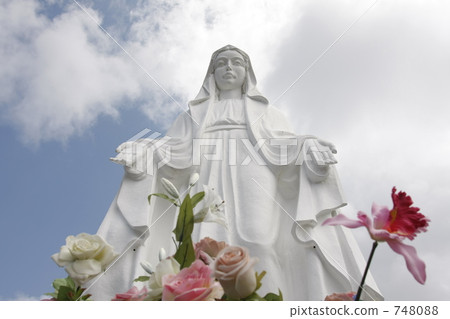 Statue of Mary of Kanoshima Church Statue of Mary of Kanoshima Church 748088