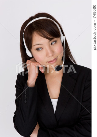 女商人穿著收入 女商人穿著收入 749680