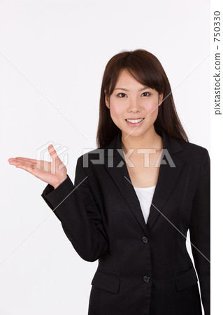  指導女商人 750330
