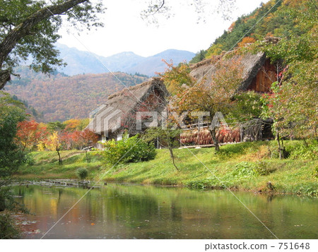 Shirakawago's old-fashioned old-fashioned house 751648