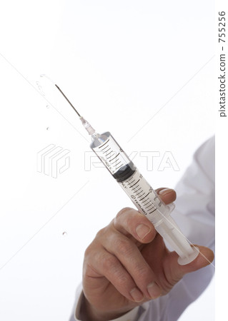 Syringe and doctor Syringe and doctor 755256