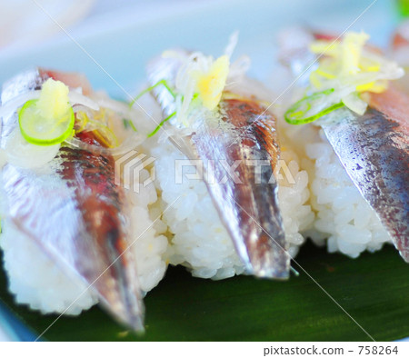 Iwashi sushi Iwashi sushi 758264