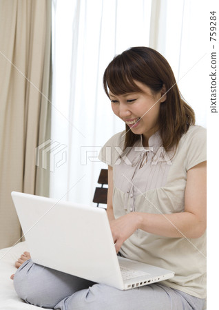 網上沖浪 女生 女孩 759284