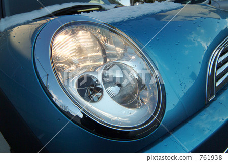 Headlight  761938