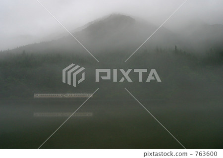 JR高山線霧 763600