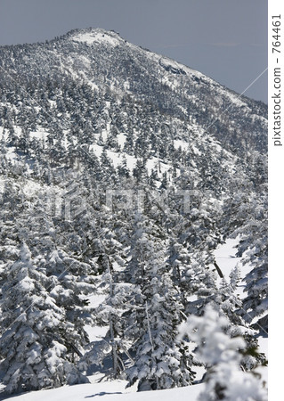 The watershed of Hachimantaira of the remaining snow 764461