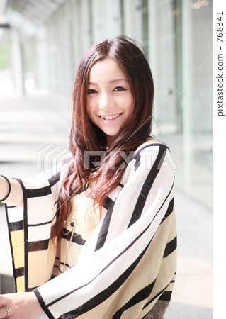 人物 女生 女孩 768341