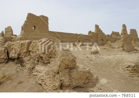 Colonel castle 768511