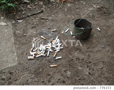 煙灰缸 亂丟雜物 煙蒂 776153