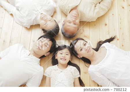 little child, daughter, senior 780212