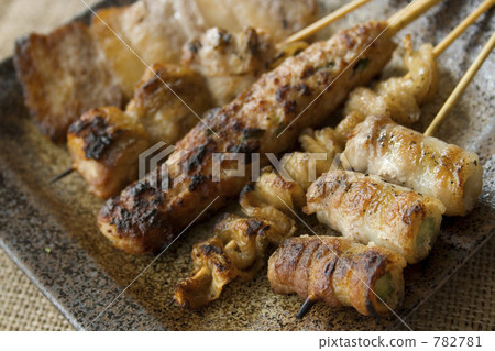 什錦烤雞肉串 782781