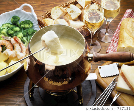 Cheese fondue 787131