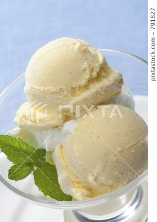 Vanilla Icecream 791827