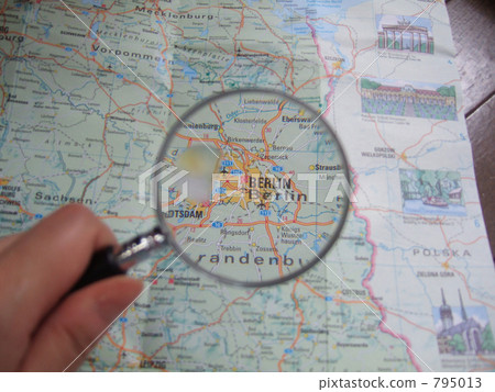 放大鏡 柏林 旅遊 795013