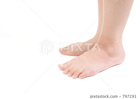 Women's feet 797291