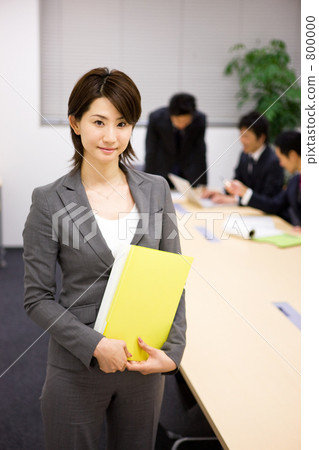 參加會議的女商人 參加會議的女商人 800000