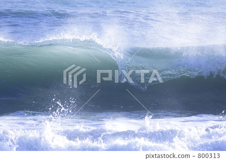 Transparent blue 800313