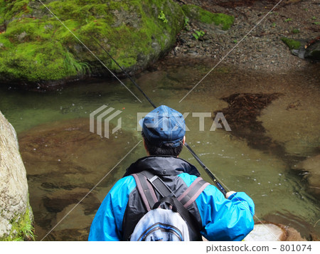 山間溪流垂釣 801074