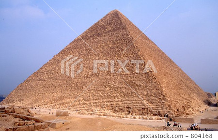  Pyramid 804168