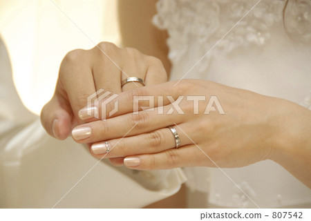 Bride and groom engagement ring Bride and groom engagement ring 807542