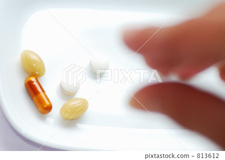 維生素補充劑 813612