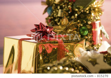 Present Present 815270