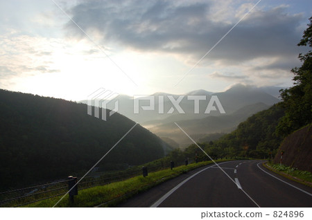 世界遺產知床早晨風景 824896