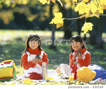 Lunch box time 830184