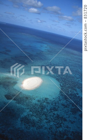 Great Barrier Reef  831720