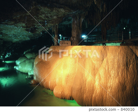Limestone cave _ Tamado dong Limestone cave _ Tamado dong 840010