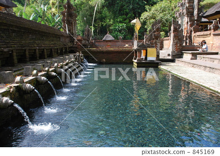 巴厘島的Tirta Empul 845169