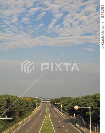 Shonan road and blue sky Shonan road and blue sky 848293