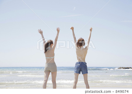 bathing suit, swimming costume, swimming suit 849074