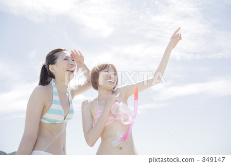 bathing costume, bathing suit, beachwear 849147