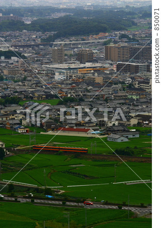 從Kamamaki市·Katsuragi市觀看Nikamiyama Furusato公園 850071