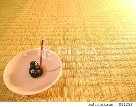 Incense in Japanese Style Incense in Japanese Style 851252