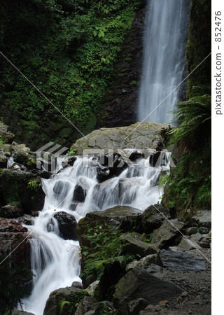 Yoro沒有瀑布 852476