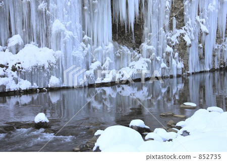 Kiso-machi Shirakawa ice pillar group Kiso-machi Shirakawa ice pillar group 852735