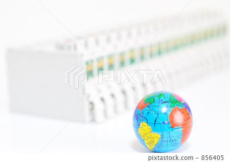 Ink cartridges and the earth Ink cartridges and the earth 856405
