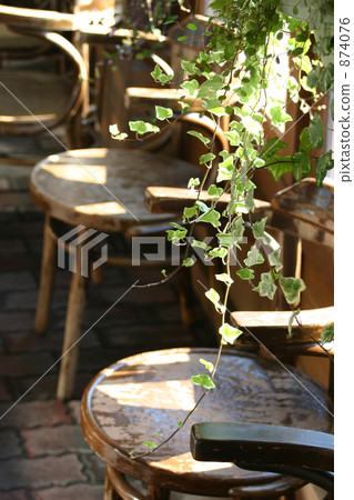 Scenery with a chair 874076