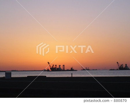 日出海(日落)和工作船4 日出海(日落)和工作船4 880870