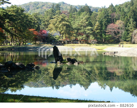 在鏡子裡景觀 882610