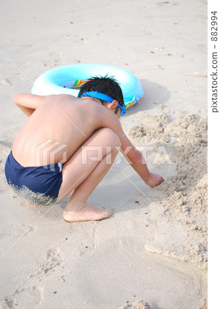 玩沙 男生 男 882994