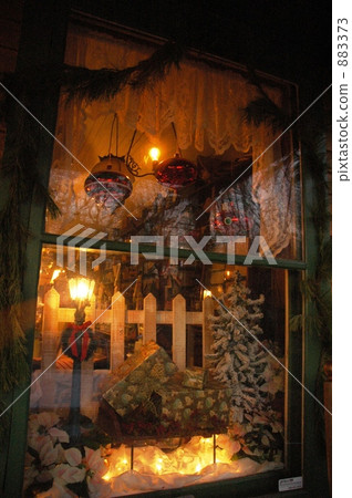 Shop front at sunset Shop front at sunset 883373