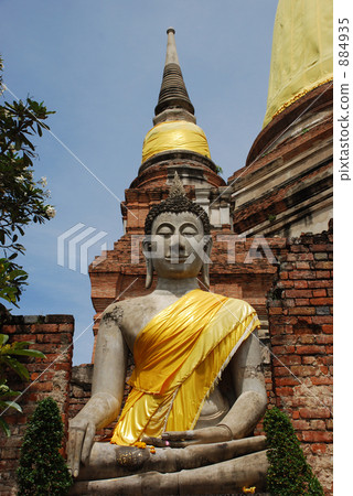 Buddha statue of Ayutthaya 884935