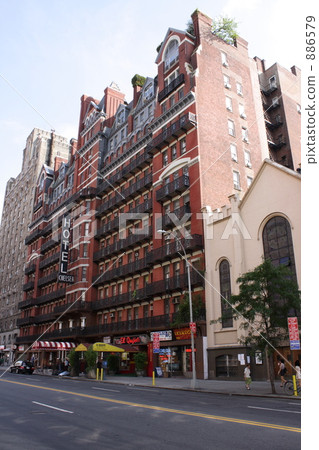 Chelsea Hotel 886579
